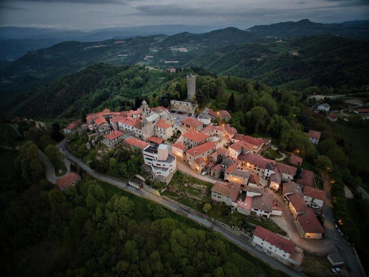 Albergo Del Bramante Roccaverano Dış mekan fotoğraf
